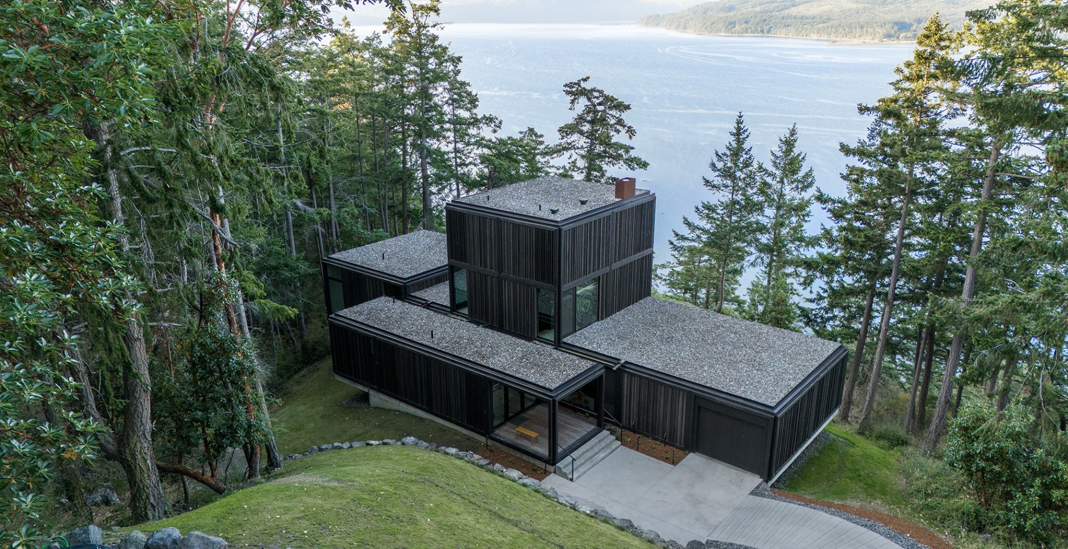 Discovery Bay House by Dekleva Gregoric Architects. Photograph by Flavio Coddou.