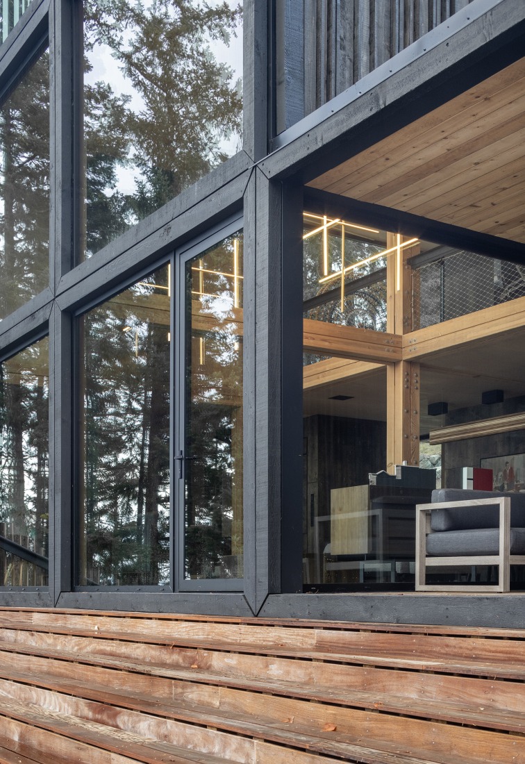 Discovery Bay House by Dekleva Gregoric Architects. Photograph by Flavio Coddou.
