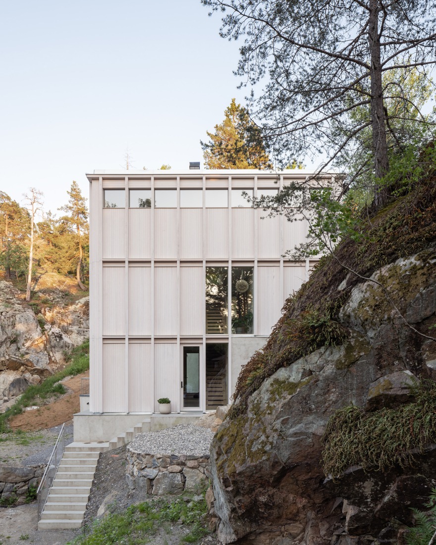 Ravine House by Kolman Boye architects. Photograph by Johan Dehlin.