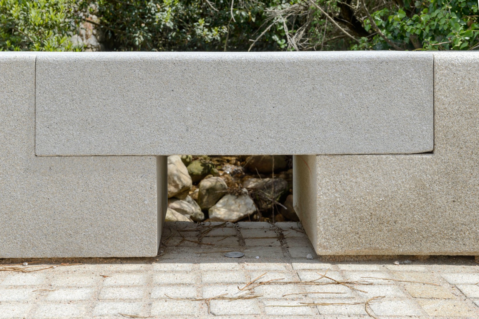 Acondicionamiento del Puente del río Villar por María Fandiño Iglesias. Fotografía por Ana Amado.