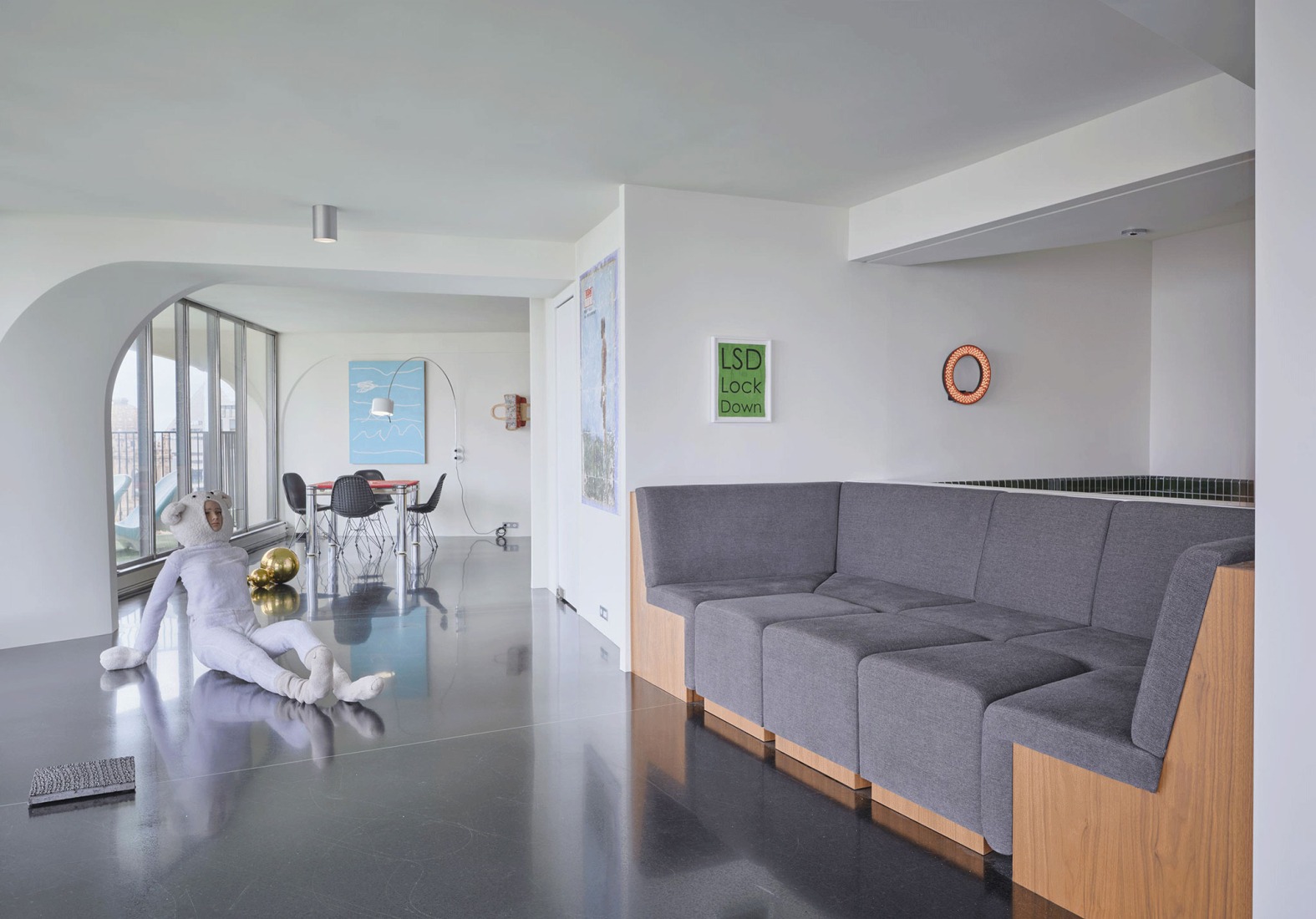 Renovation of an apartment in Marina City by MAS Studio. Photograph by Tom Harris. Renovation of an apartment in Marina City by MAS Studio. Photograph by Tom Harris.