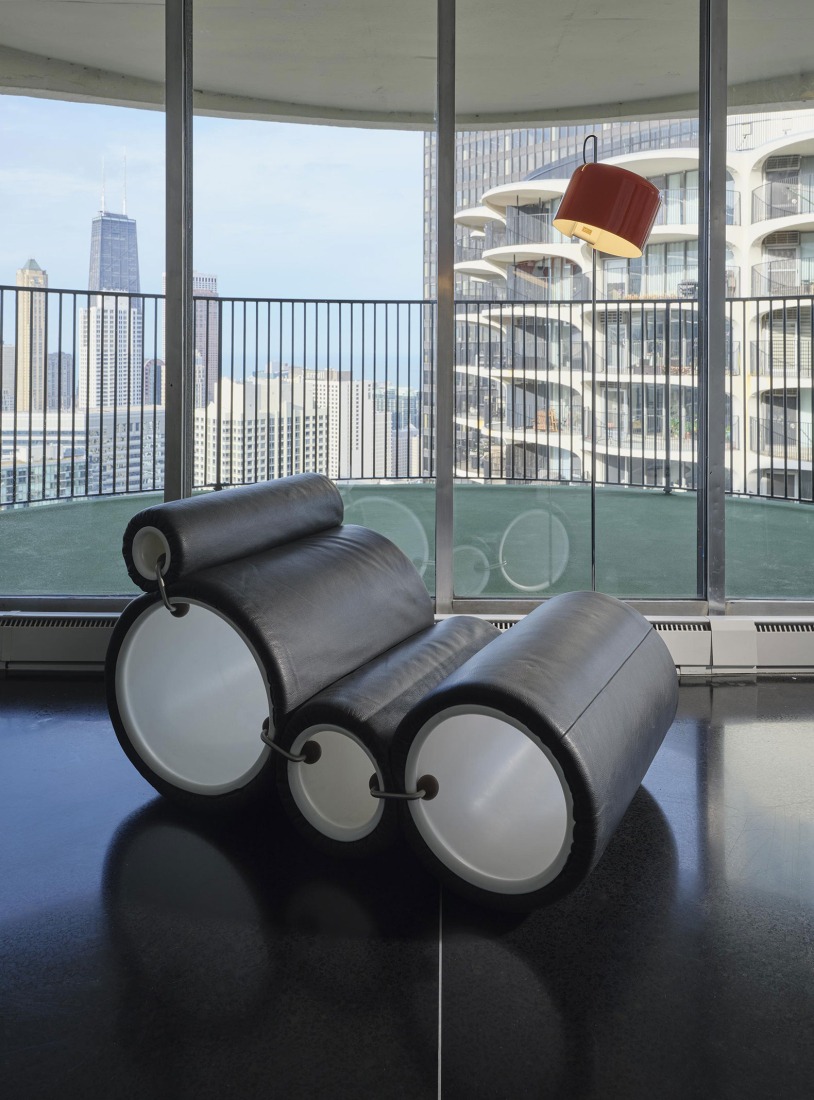 Renovation of an apartment in Marina City by MAS Studio. Photograph by Tom Harris. Renovation of an apartment in Marina City by MAS Studio. Photograph by Tom Harris.