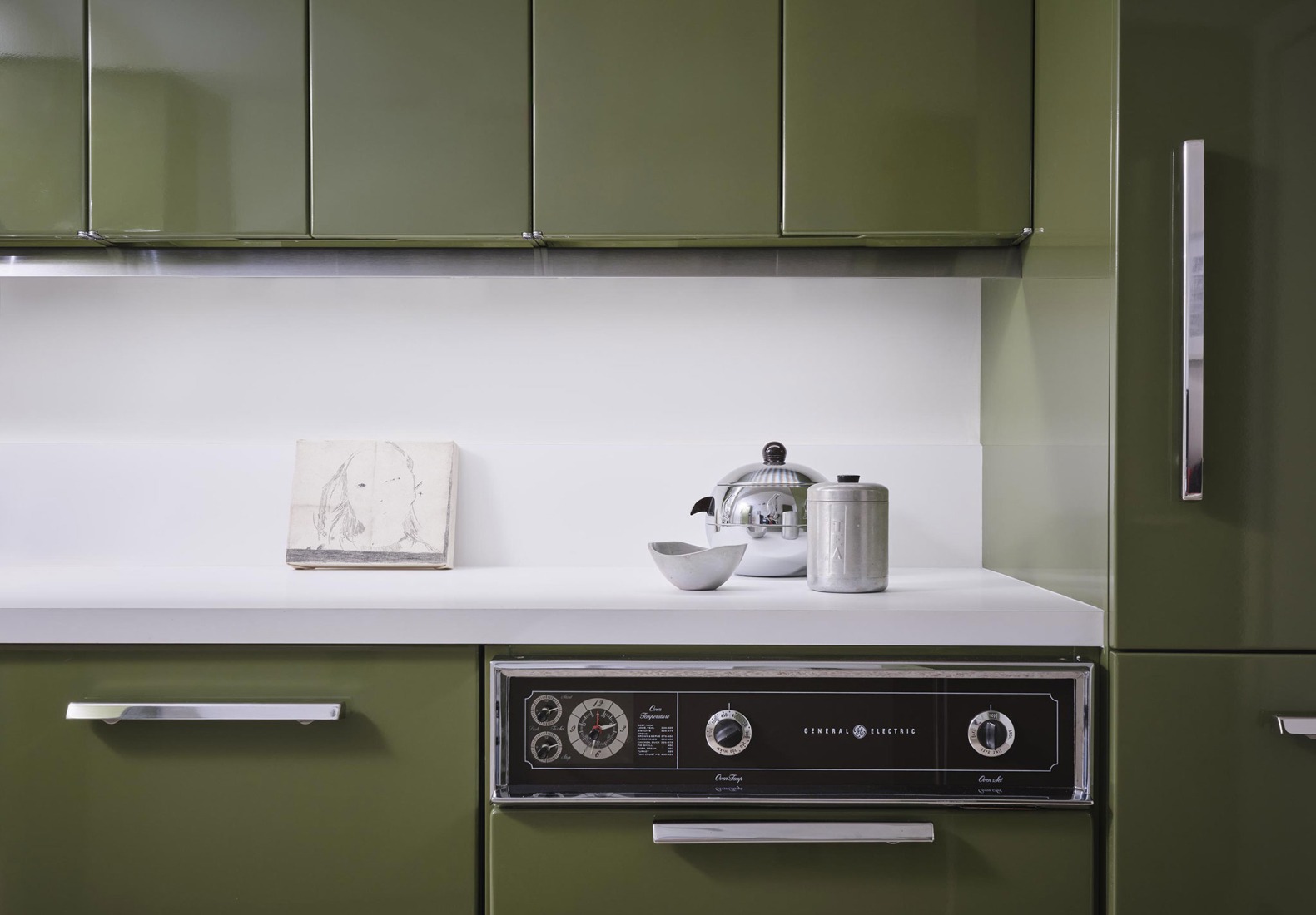 Renovation of an apartment in Marina City by MAS Studio. Photograph by Tom Harris. Renovation of an apartment in Marina City by MAS Studio. Photograph by Tom Harris.
