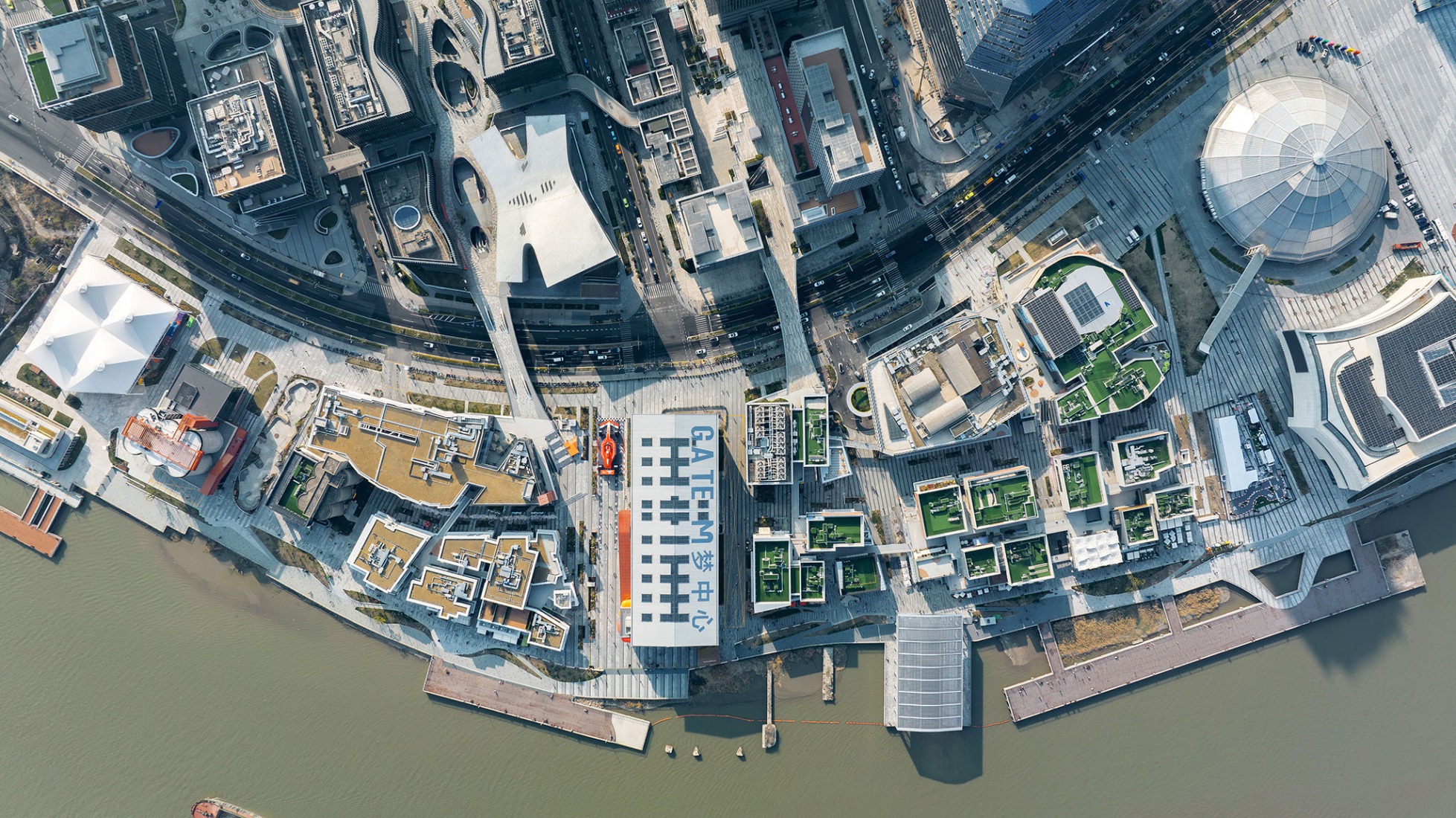 GATE M West Bund Dream Center por MVRDV. Fotografía por Xia Zhi.