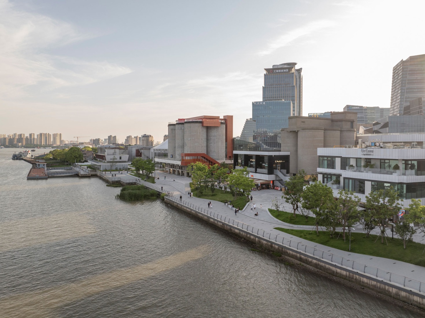 GATE M West Bund Dream Center por MVRDV. Fotografía por Tian Fangfang.