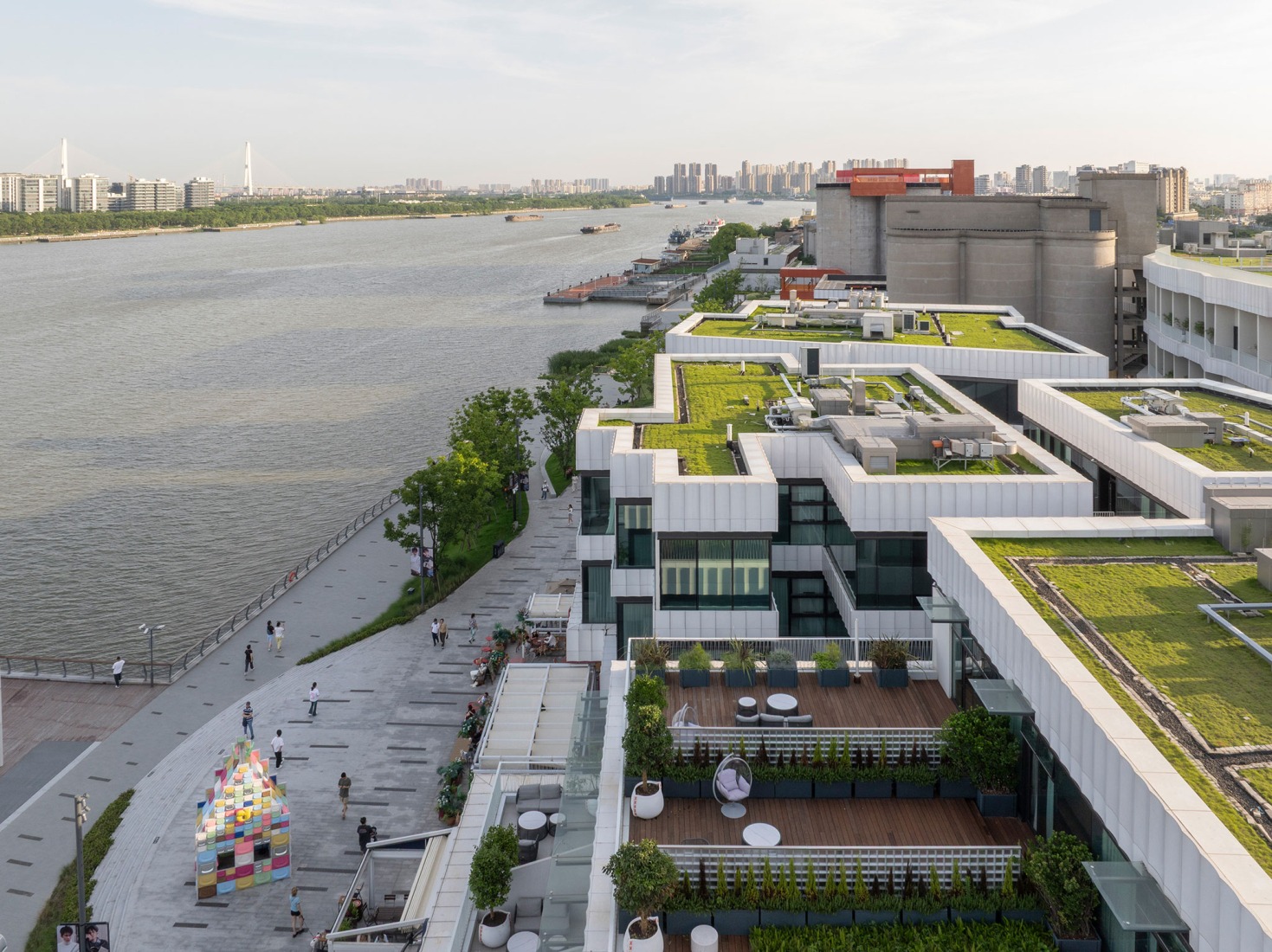 GATE M West Bund Dream Center por MVRDV. Fotografía por Tian Fangfang.