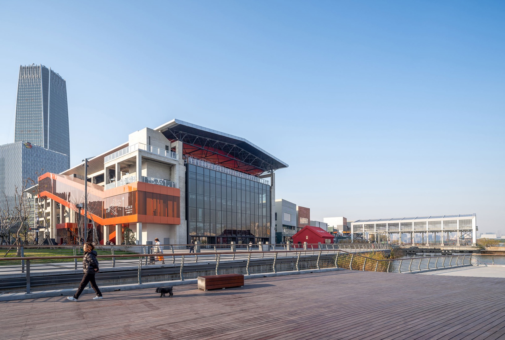 GATE M West Bund Dream Center por MVRDV. Fotografía por Sanqian Visual Image Art.