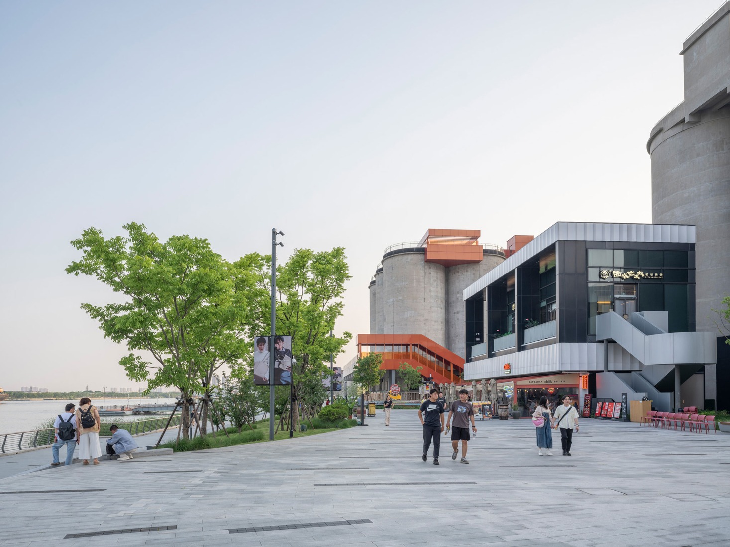 GATE M West Bund Dream Center por MVRDV. Fotografía por Tian Fangfang.