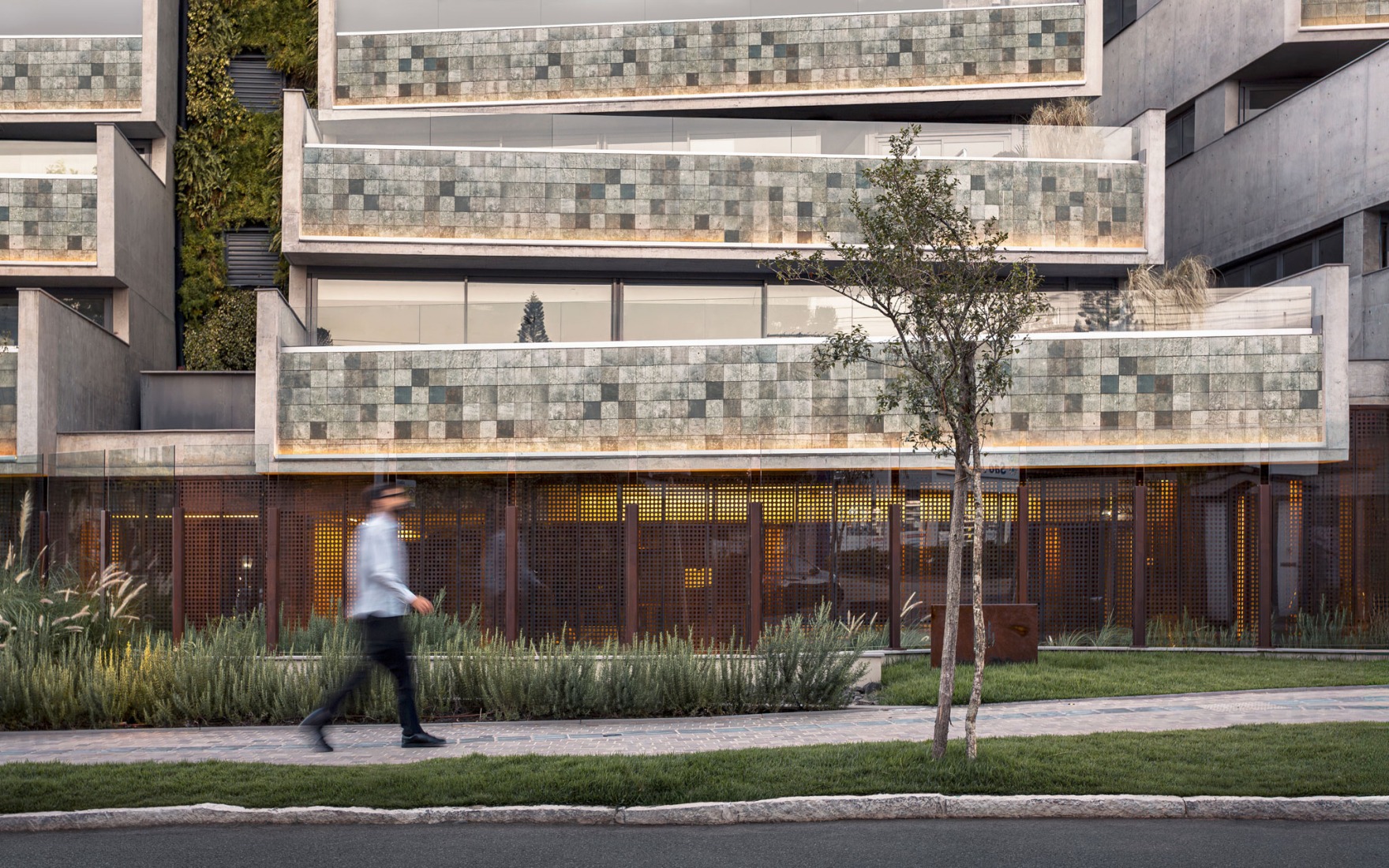 Cap. 1 Três Figueiras por OSPA Arquitetura e Urbanismo. Fotografía por Gabriel Konrath.