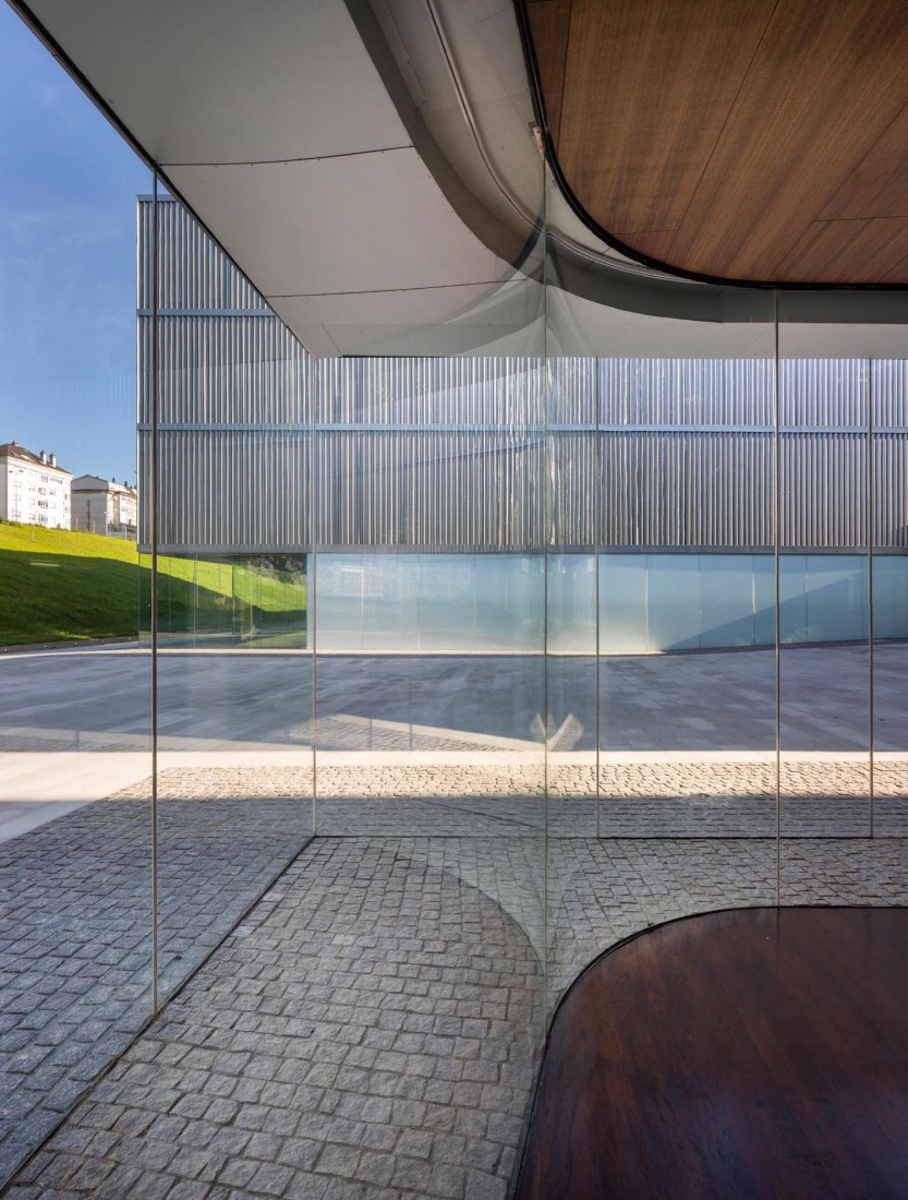 Lugo Auditorium by Paredes Pedrosa. Photograph by Fernando Alda.