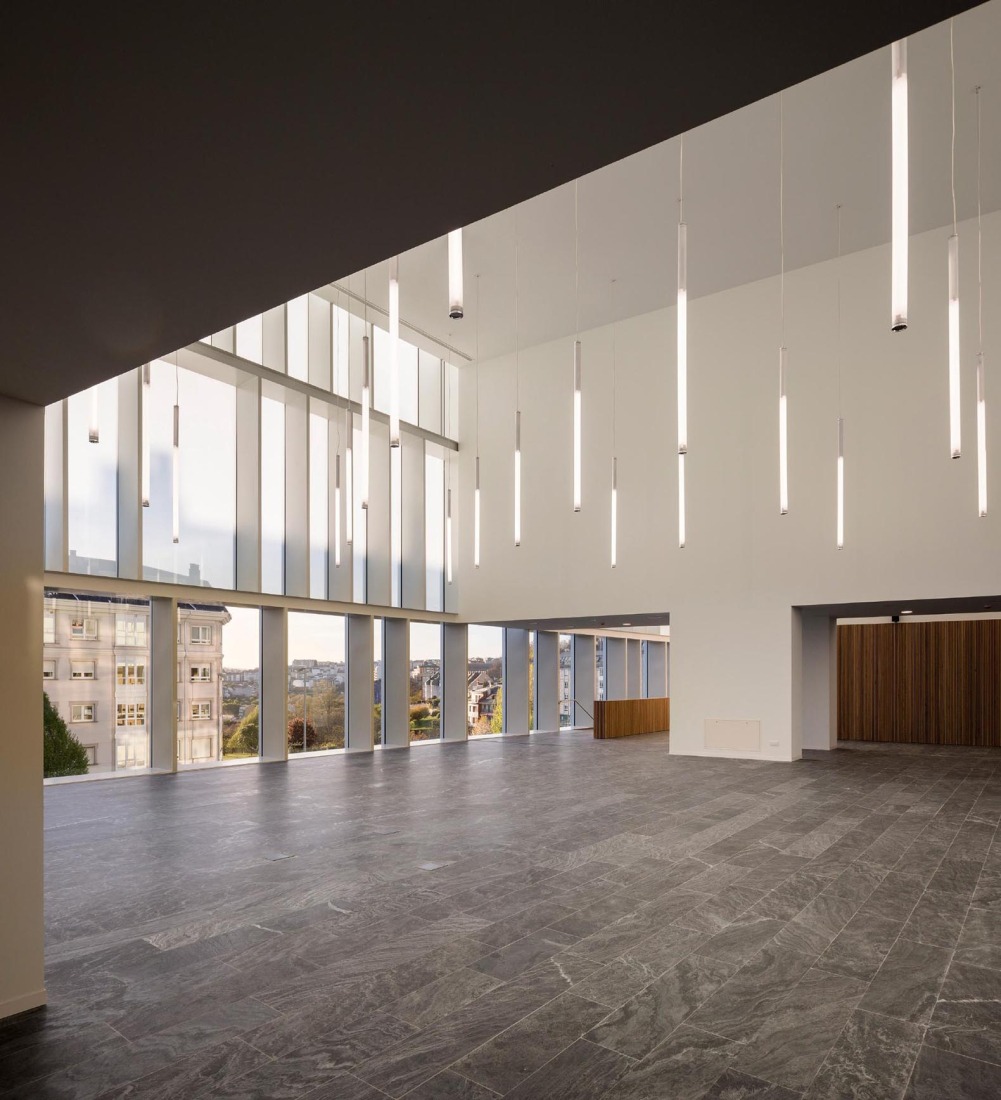 Lugo Auditorium by Paredes Pedrosa. Photograph by Fernando Alda.