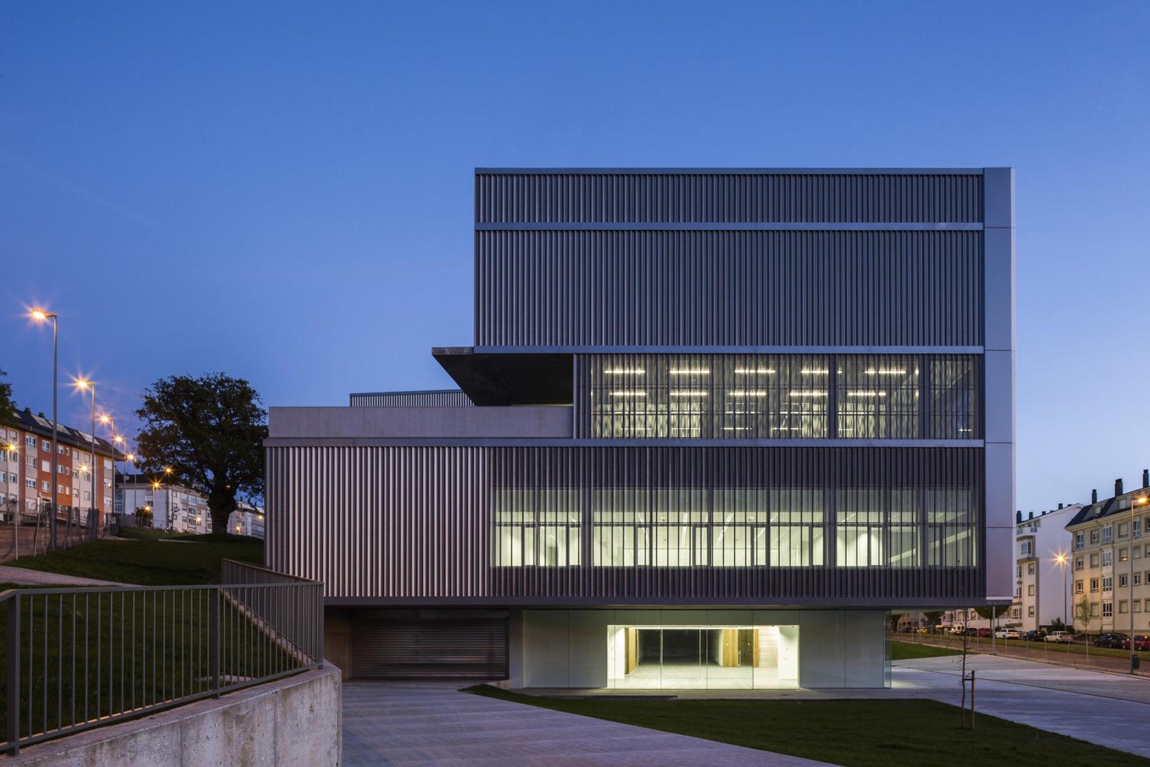 Lugo Auditorium by Paredes Pedrosa. Photograph by Fernando Alda.