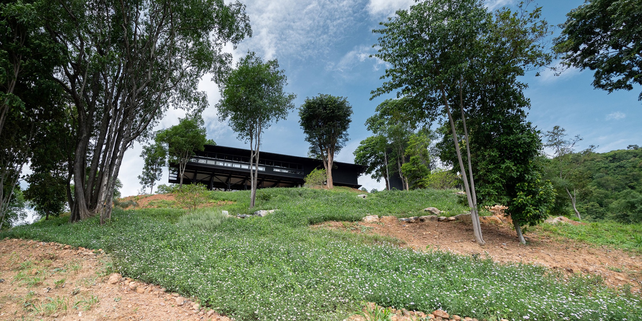 Camping Landhopper por PHTAA Living Design. Fotografía de Kukkong Thirathomrongkiat.