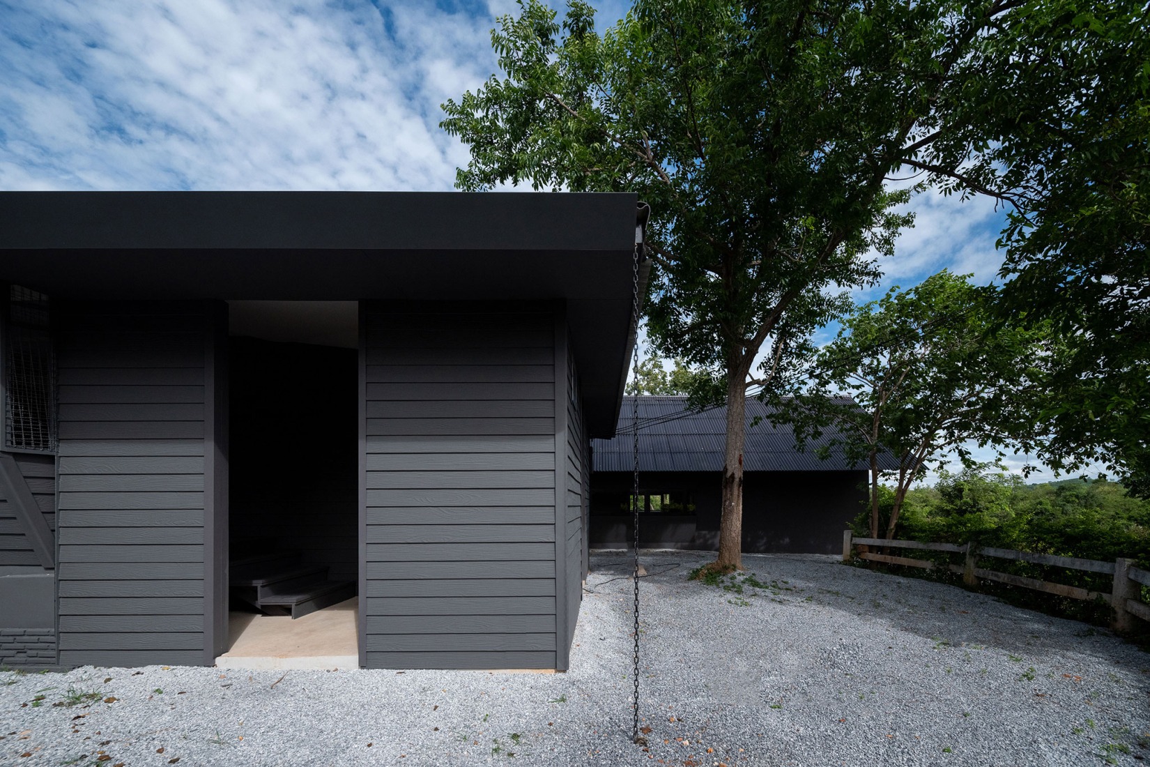 Camping Landhopper por PHTAA Living Design. Fotografía de Kukkong Thirathomrongkiat.