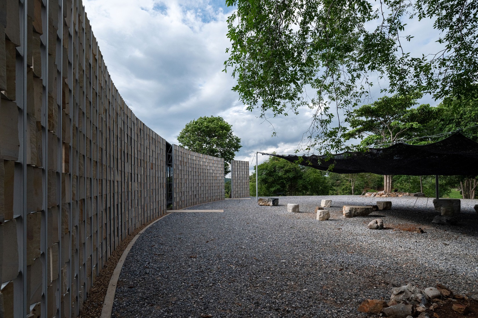 Camping Landhopper por PHTAA Living Design. Fotografía de Kukkong Thirathomrongkiat.