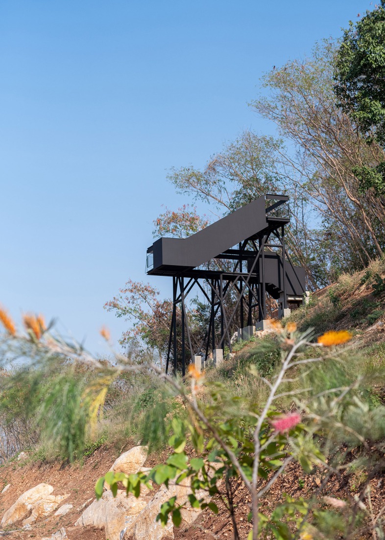 Camping Landhopper por PHTAA Living Design. Fotografía de Kukkong Thirathomrongkiat.