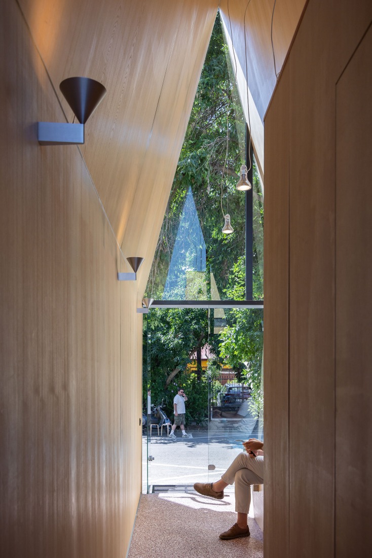 «La Capilla» por Vinklu. Fotografía por Vlad Patru.