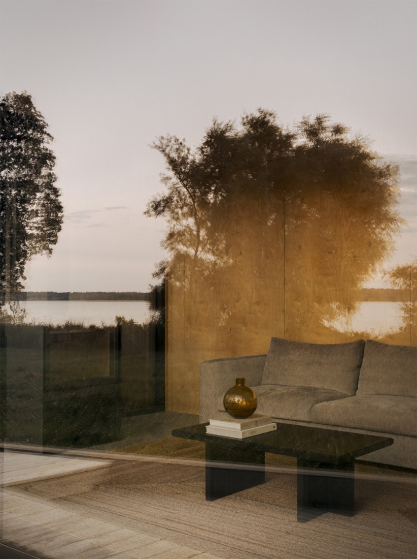 South Bay House by StudioAC. Photography by Félix Michaud.