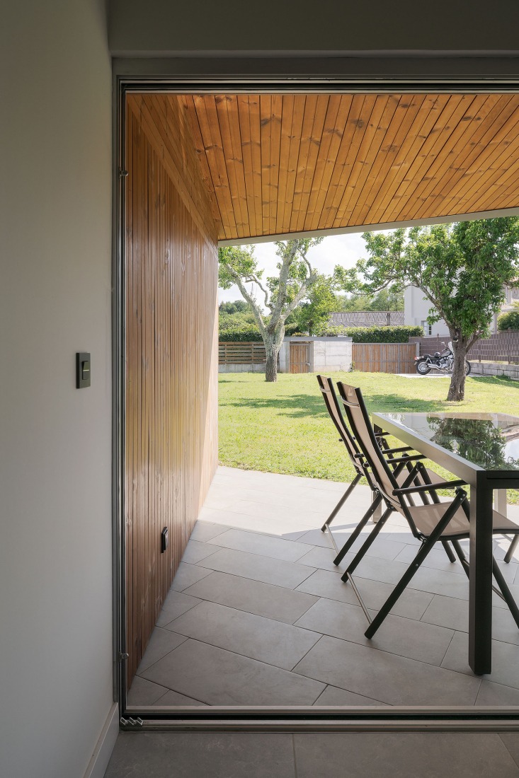Vivienda unifamiliar en Sada por Trespes.arquitectos. Fotografía por Iván Casal Nieto.