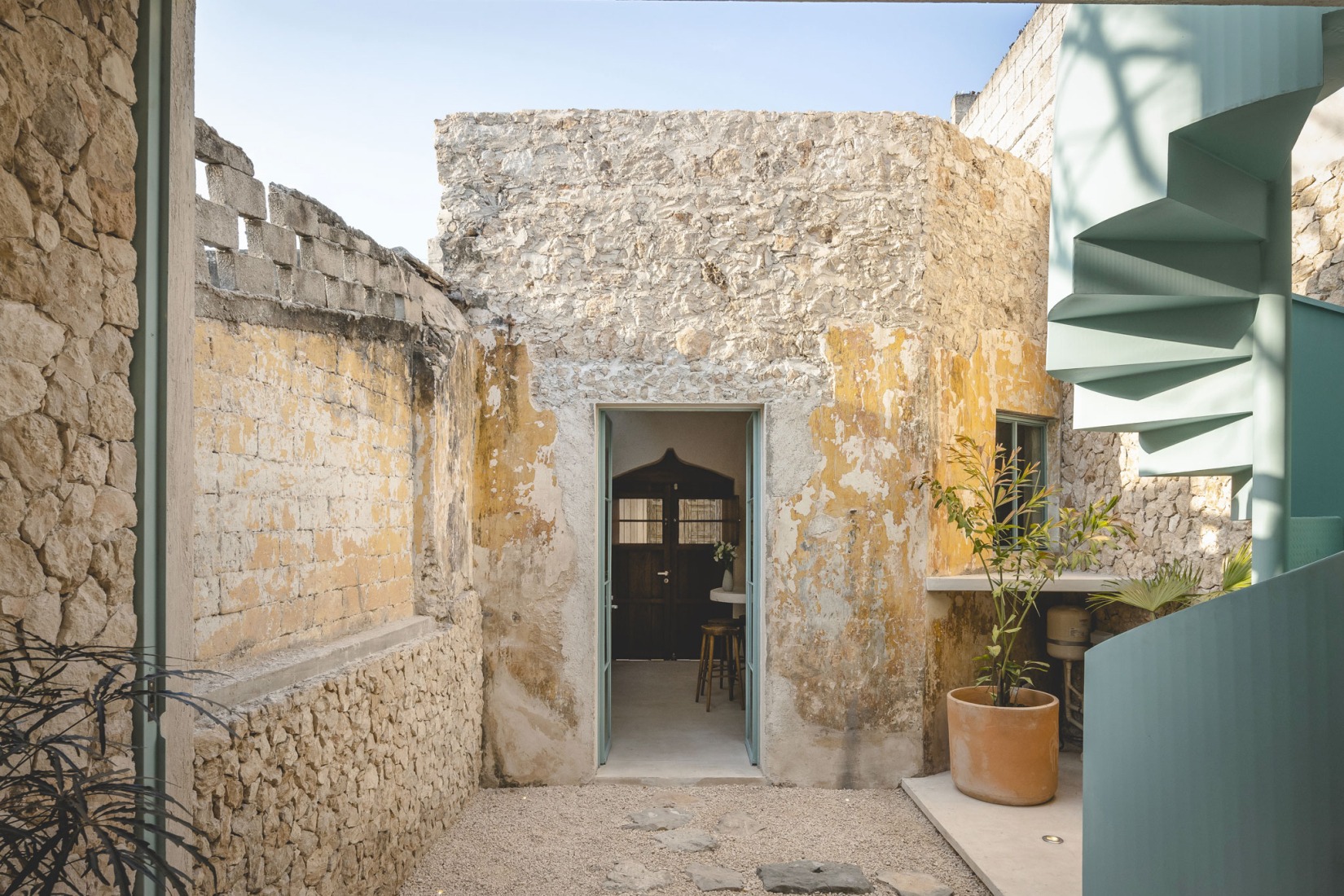 Vistalcielo por Veinte Diezz Arquitectos. Fotografía por Manolo R. Solís.