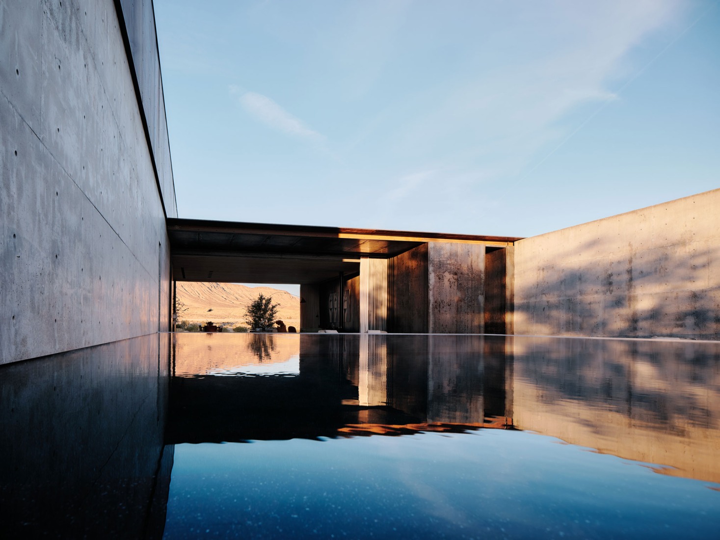 Casa Red Rock por Faulkner Architects. Fotografía por Joe Fletcher.