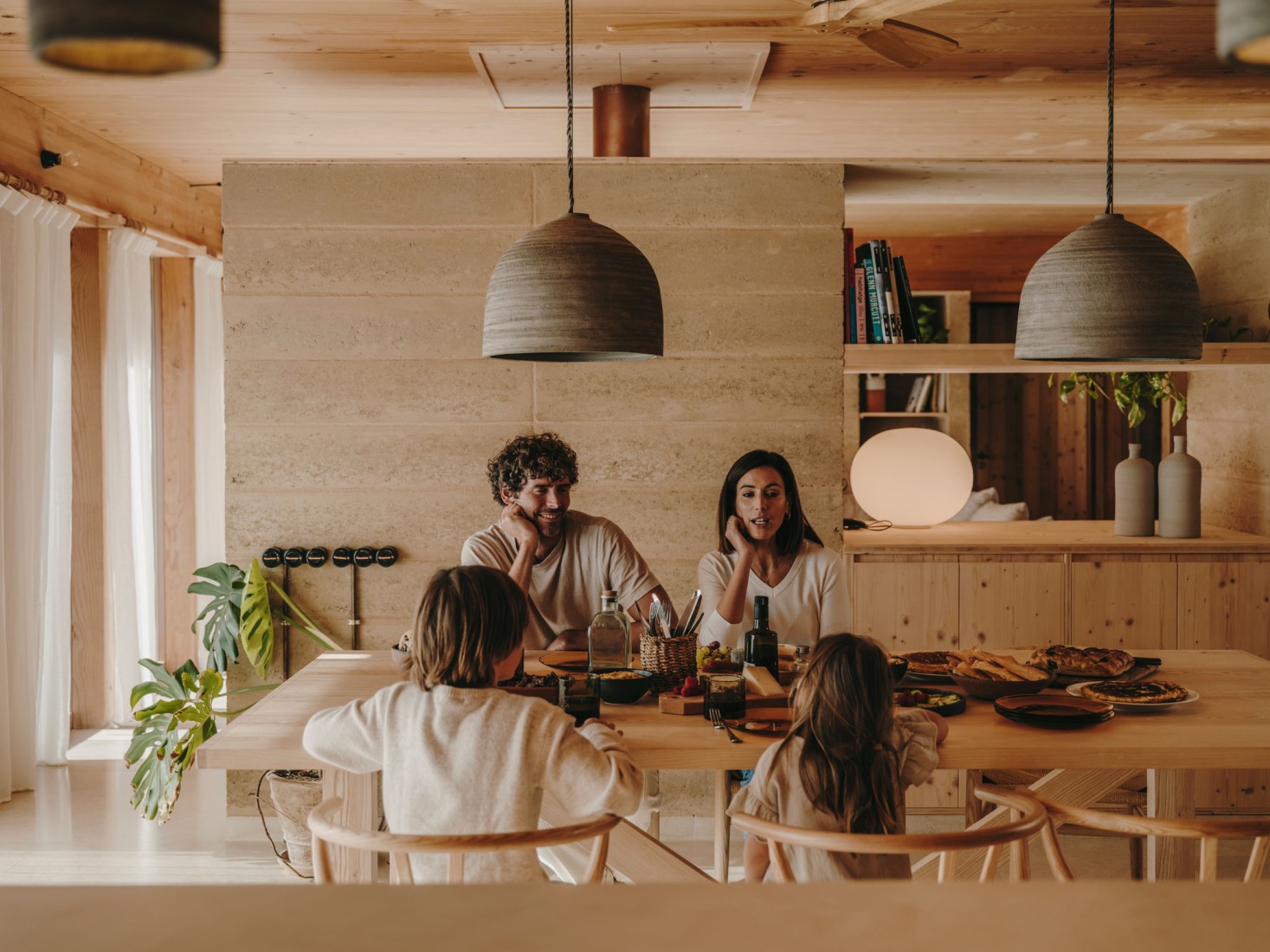Casa Serra d’Ordal by Slow Studio. Photograph by Salva López.
