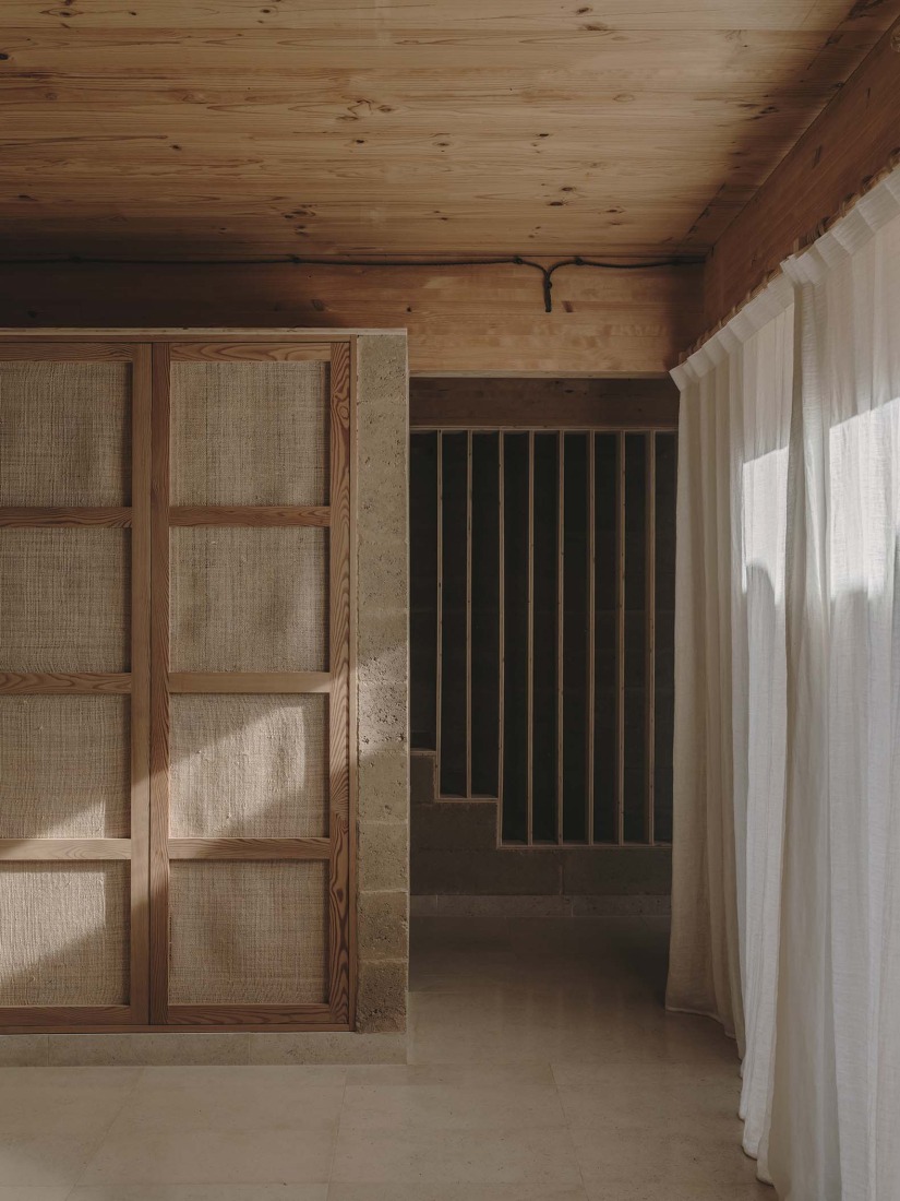 Casa Serra d’Ordal by Slow Studio. Photograph by Salva López.