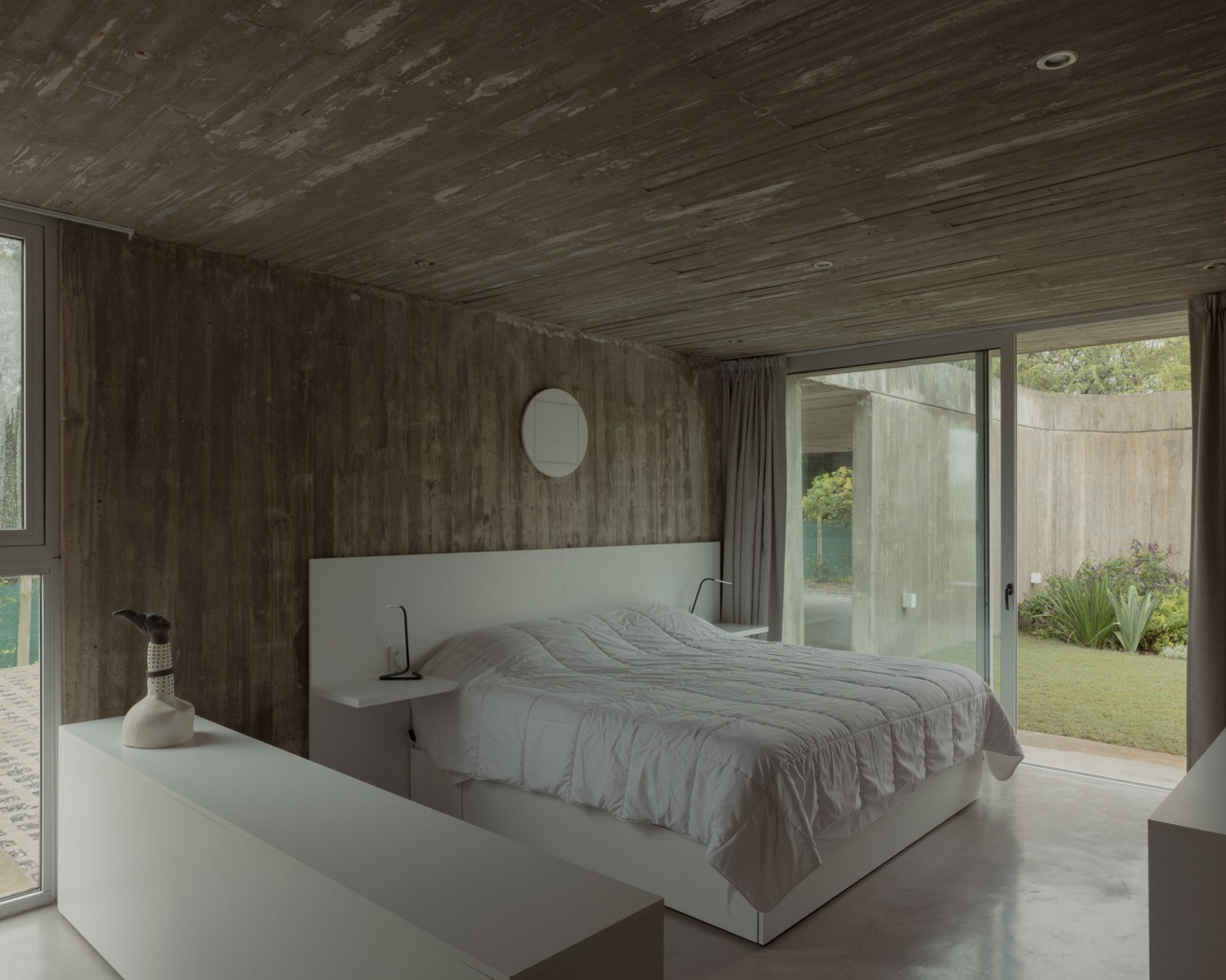 Casa Clausura by Agustín Lozada. Photograph by Federico Cairoli.