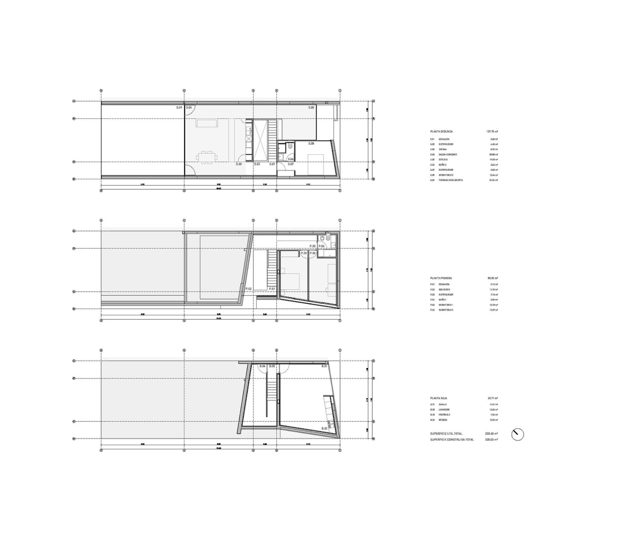 Plano de plantas. Casa en la ladera de un castillo por Fran Silvestre Arquitectos. 