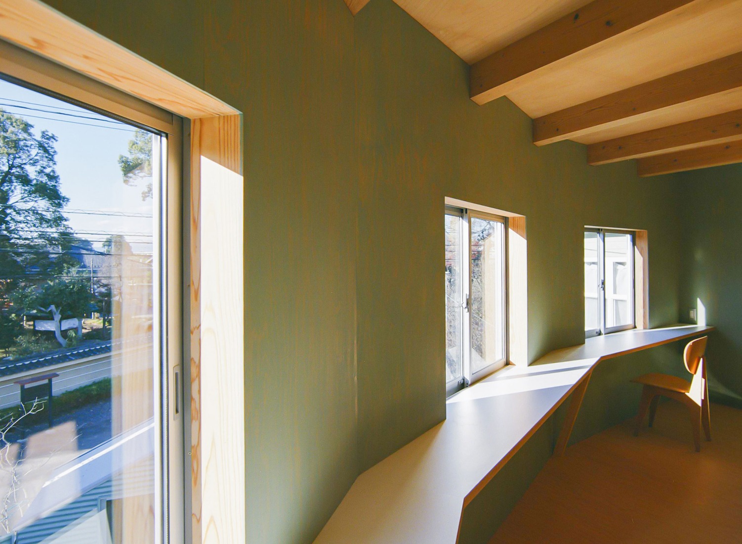 House by the temple by Kuma&Elsa. Photograph by Shohei Kuma.