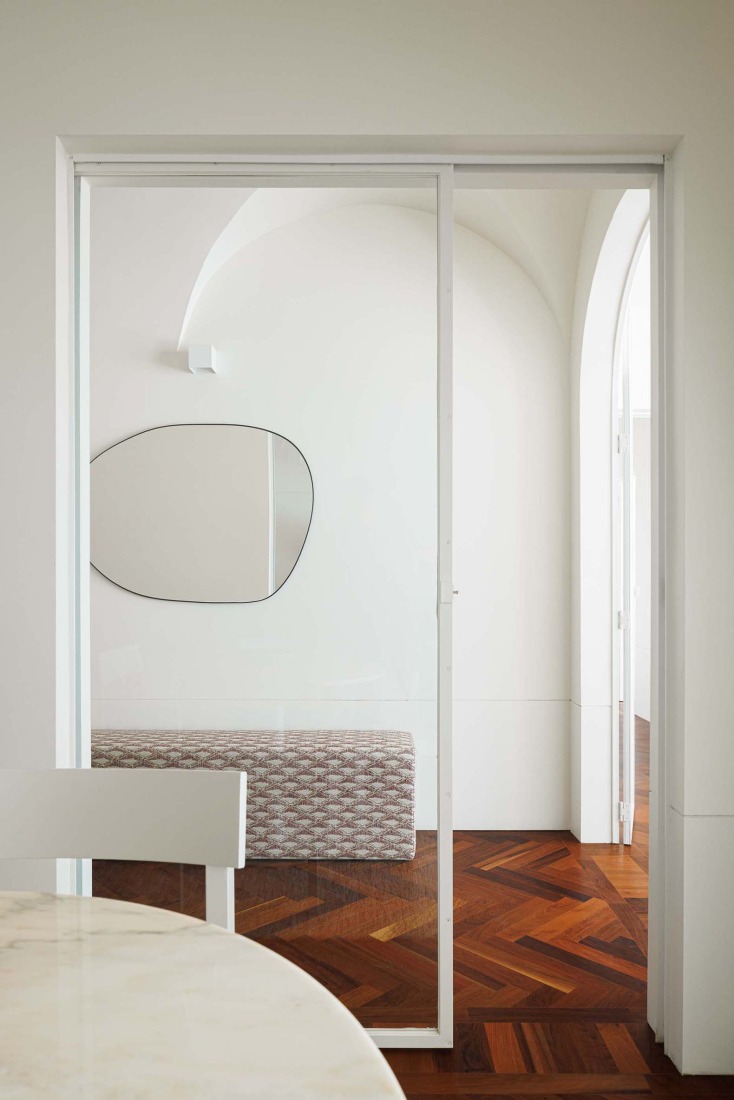 Apartamentos Vila Catarina por Masslab. Fotografía por Ivo Tavares Studio.