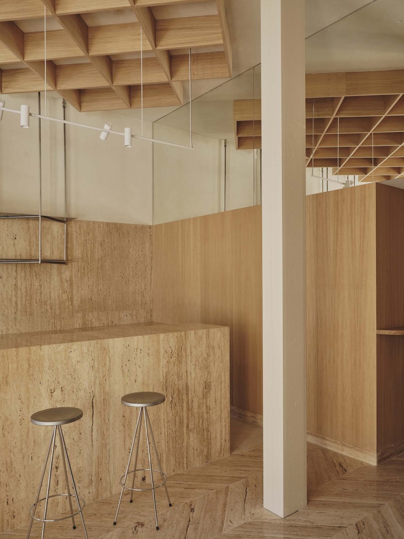 Regma Ice Cream Parlour by Zooco Estudio. Photograph by David Zarzoso.