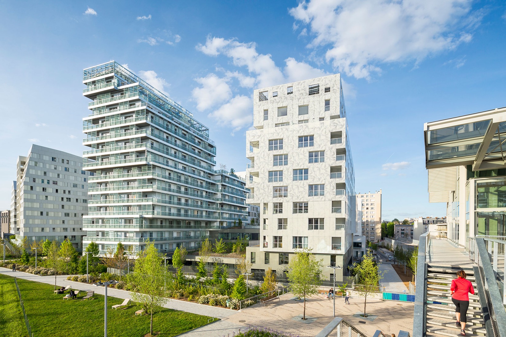 145 Housing Units by Gausa Raveau Actarquitectura + Avenier Cornejo Architectes. Photograph by Sergio Grazia.