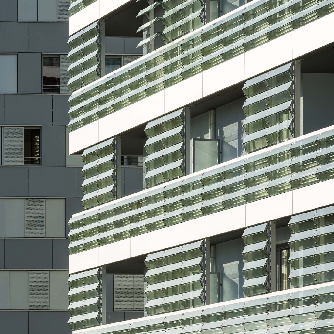 145 Housing Units by Gausa Raveau Actarquitectura + Avenier Cornejo Architectes. Photograph by Sergio Grazia.
