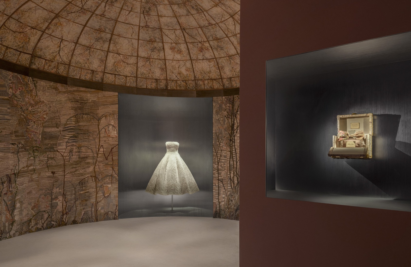 “Miss Dior: Stories of a Miss” by OMA/ Shohei Shigematsu. Photograph by Boris Shiu. Courtesy by OMA, Dior.