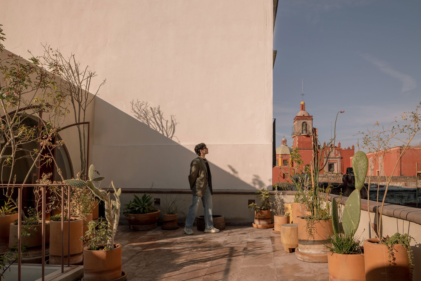 Centro Comunitario LGBTQ+ Casa de Rubén por Intersticial Arquitectura. Fotografía por Ariadna Polo.