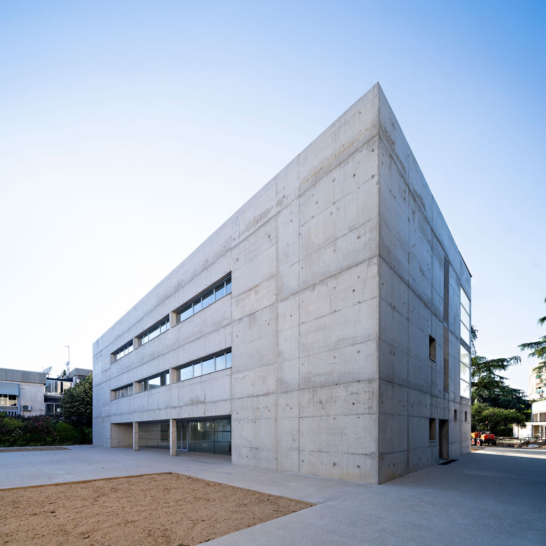 Biblioteca para el Liceo Francés de Madrid por Alberto Campo Baeza. Fotografía por Javier Callejas Sevilla.