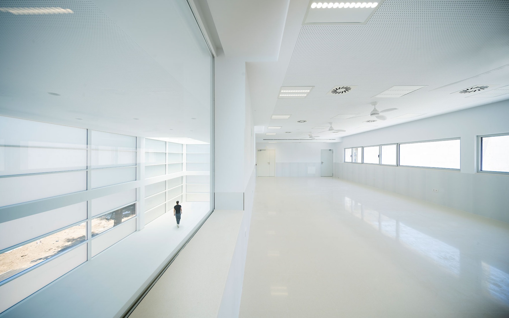 Biblioteca para el Liceo Francés de Madrid por Alberto Campo Baeza. Fotografía por Javier Callejas Sevilla.