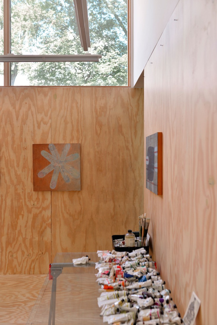 Anchorage Road Artist Studio by Ballman Khapalova. Photography by Ballman Khapalova.