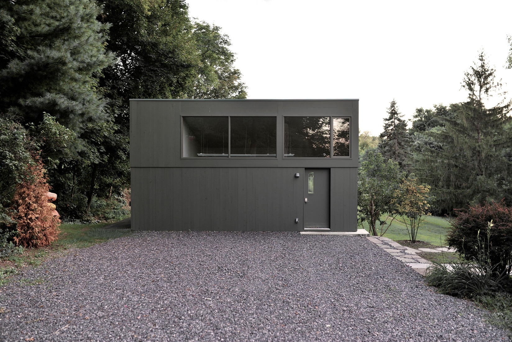 Anchorage Road Artist Studio by Ballman Khapalova. Photography by Ballman Khapalova.