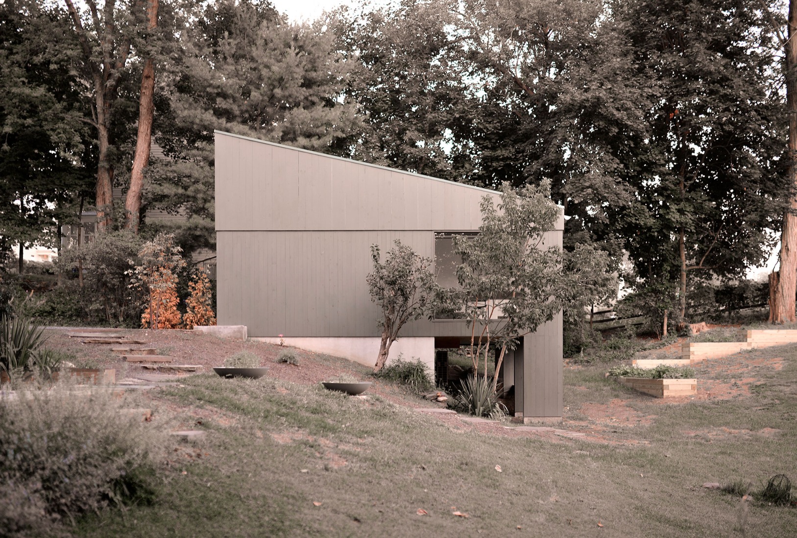 Anchorage Road Artist Studio by Ballman Khapalova. Photography by Ballman Khapalova.