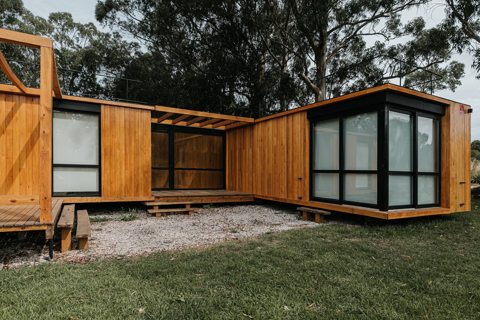 Casa de veraneo en Chapadmalal por Estudio Borrachia. Fotografía por Adrián Rios.