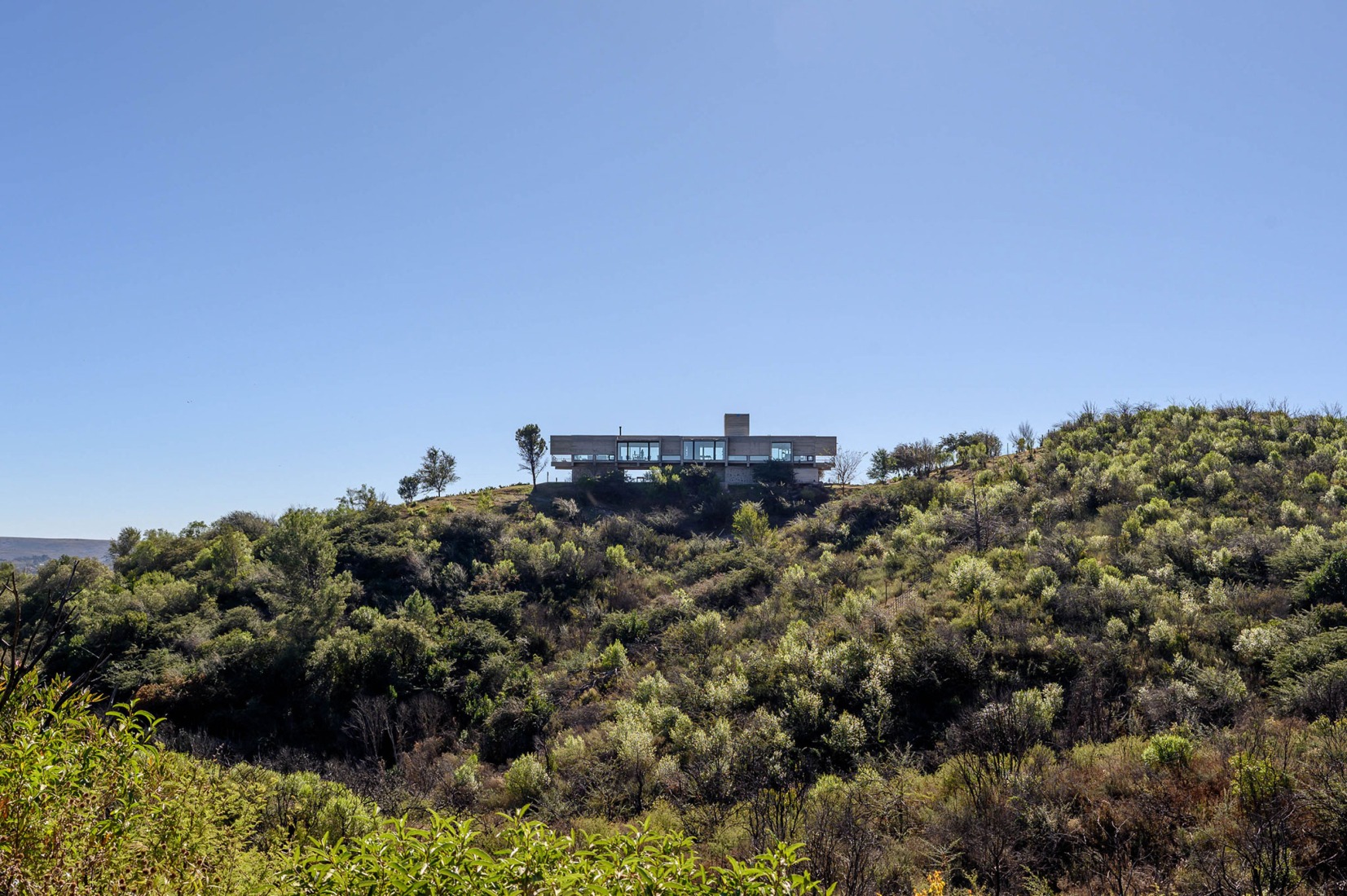 Casa en el Dragón por Cristián Nanzer. Fotografía por Gonzalo Viramonte.