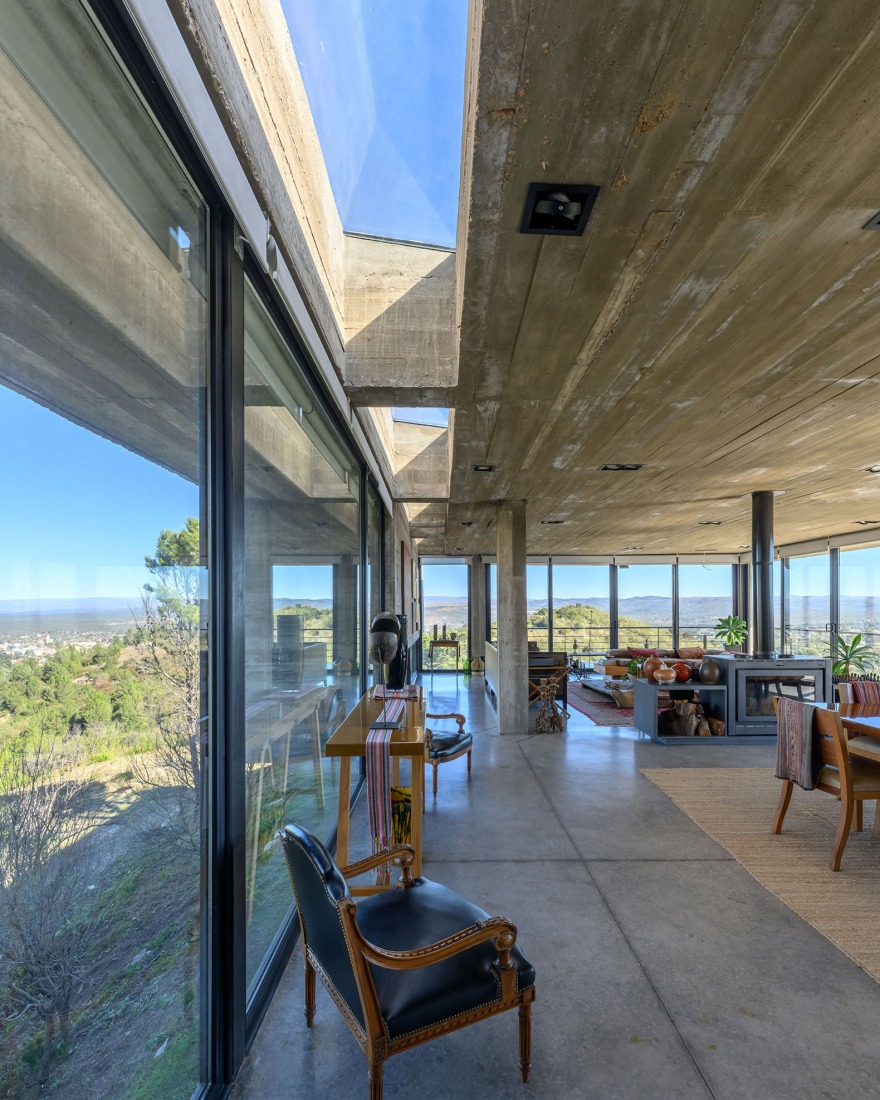 Casa en el Dragón por Cristián Nanzer. Fotografía por Gonzalo Viramonte.