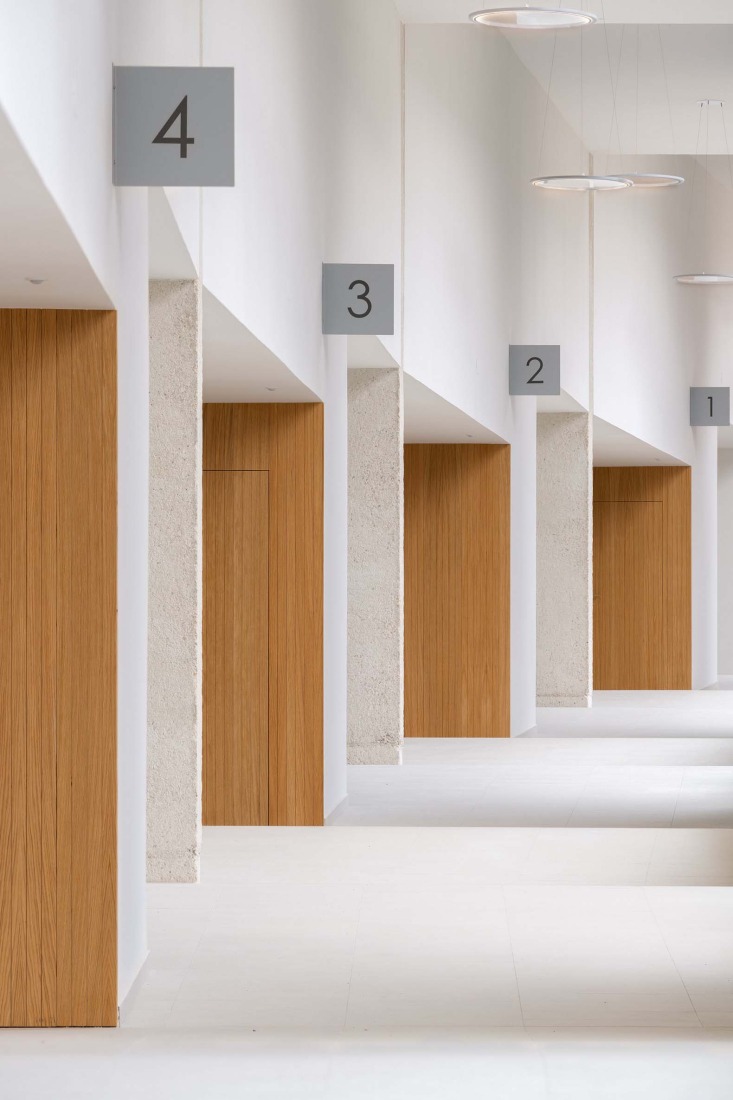 58 social housing units by GVG Estudio + MOEST. Photograph by Rubén P. Bescós