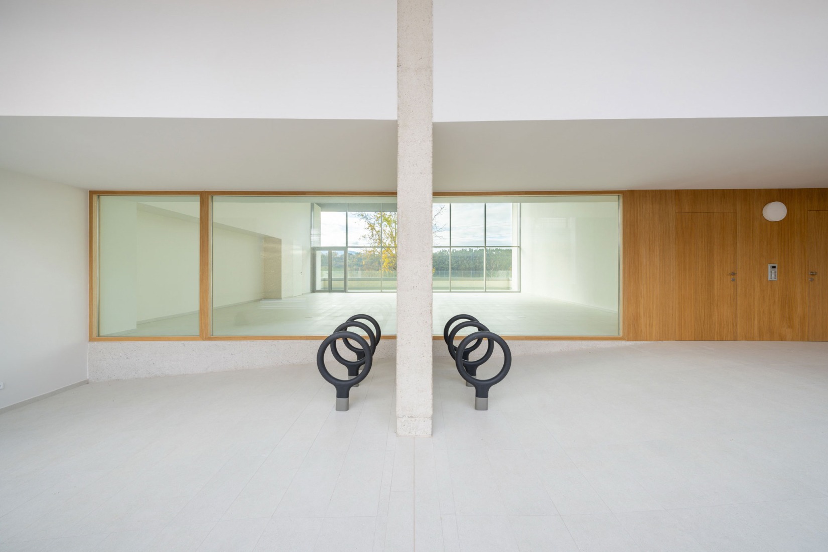 58 social housing units by GVG Estudio + MOEST. Photograph by Rubén P. Bescós