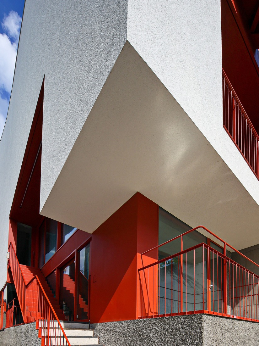 Hannam Place by One O One Architects. Photograph by Sangzin Kim.