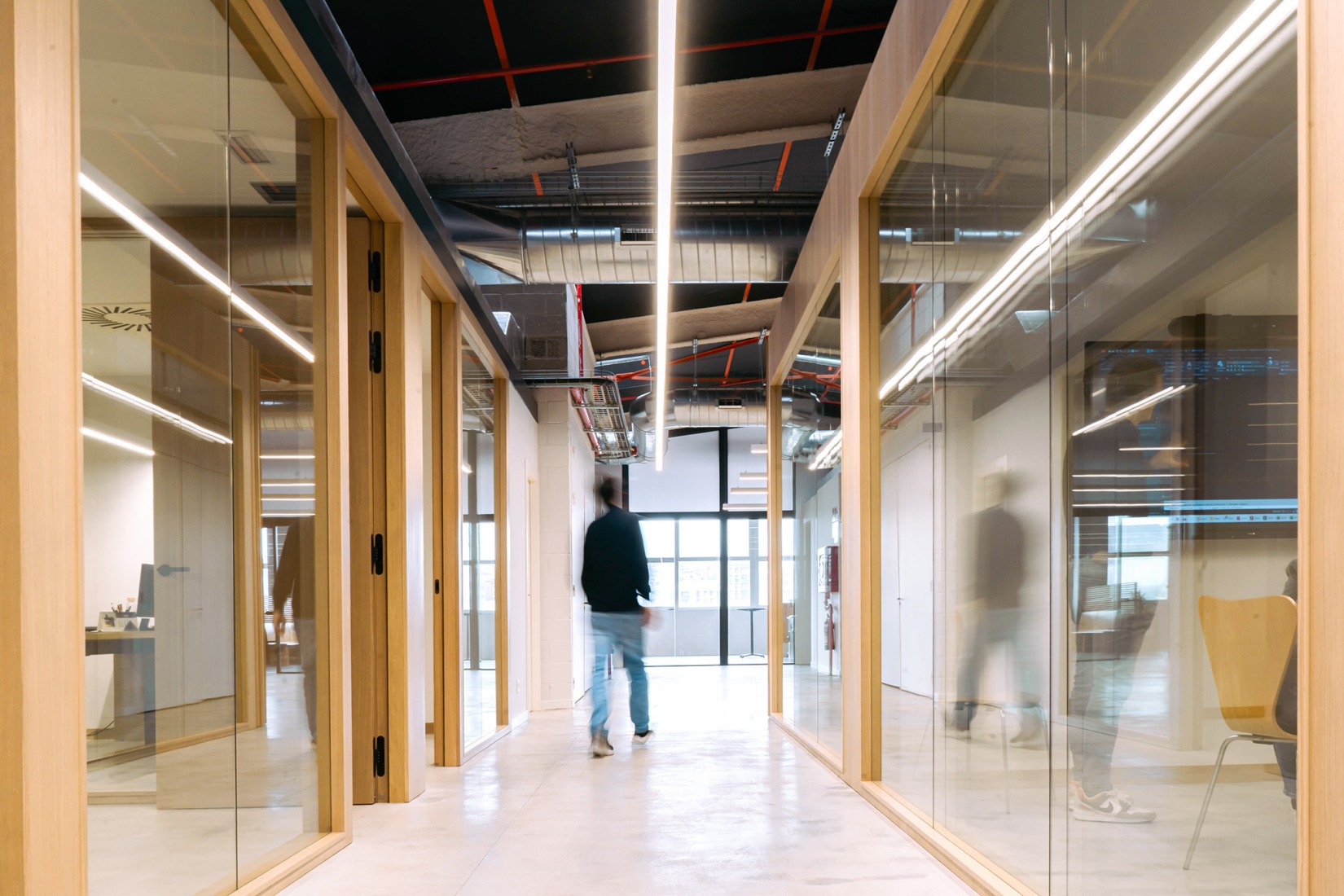 Frapont Offices by Picharchitects/Pich-Aguilera. Photograph by Agustín Witenas.