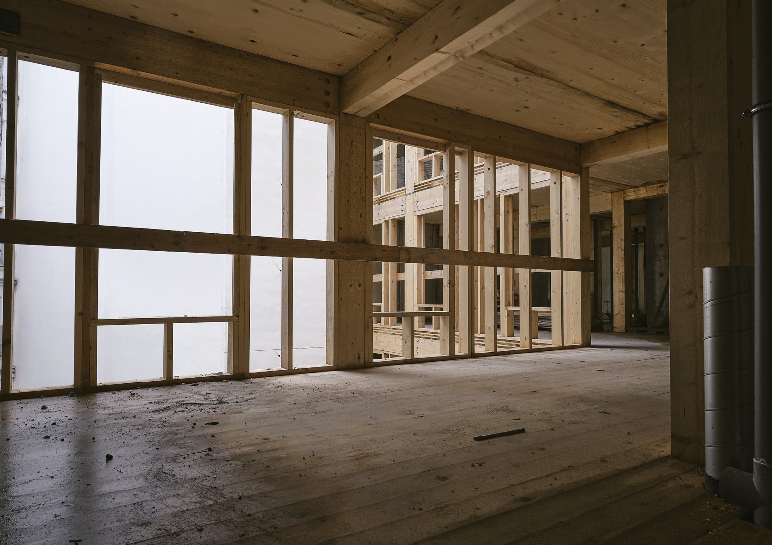 Emmaüs Clignancourt by SOA Architectes. Photography by Laurent Nguyen.