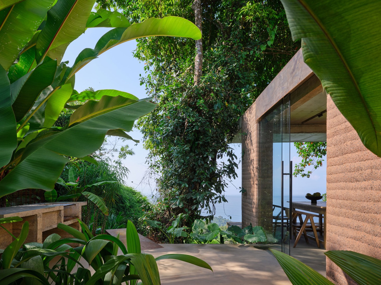 Studio House by Formafatal. Photograph by BoysPlayNice.